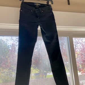 Lucky brand Jeans Charlie super skinny size 24. Denim